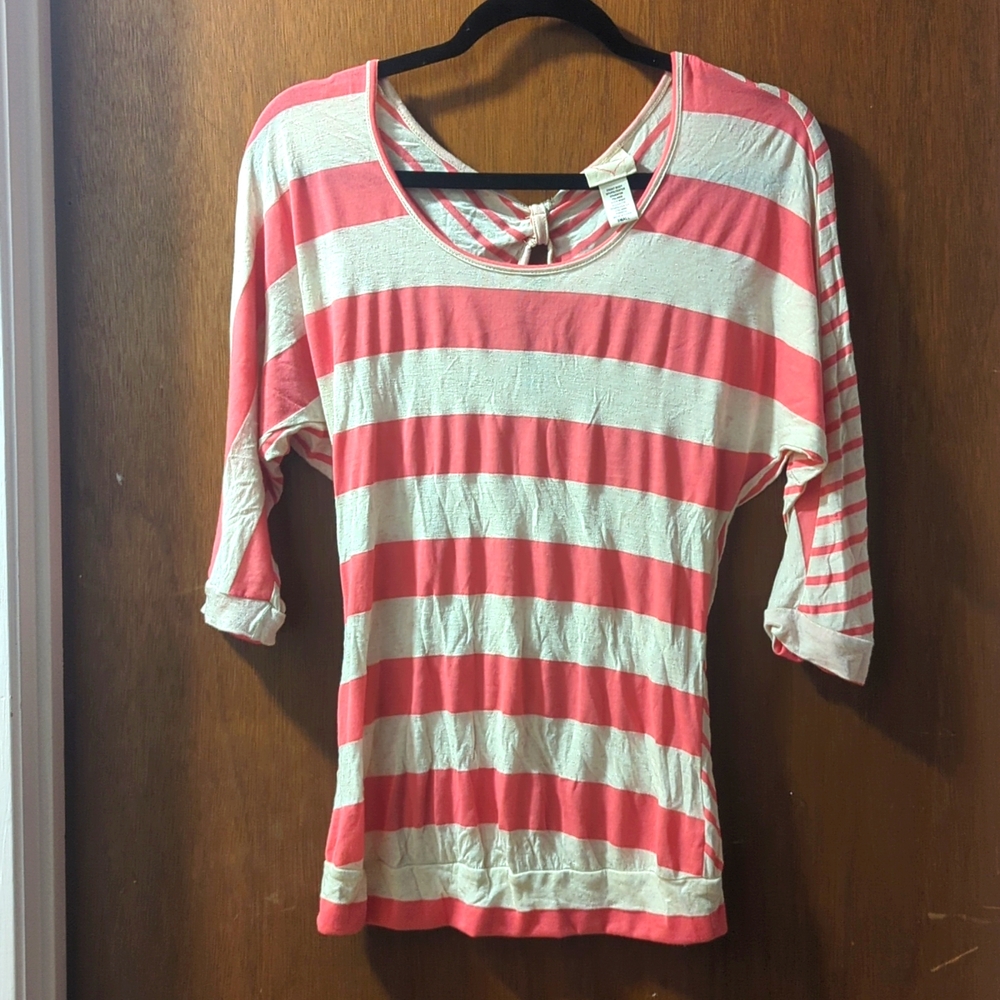 Coral & Creme Top